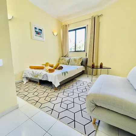 Lavanda - 2 Bedrooms - 3 Level Pool - Garden - 1km * Estômbar