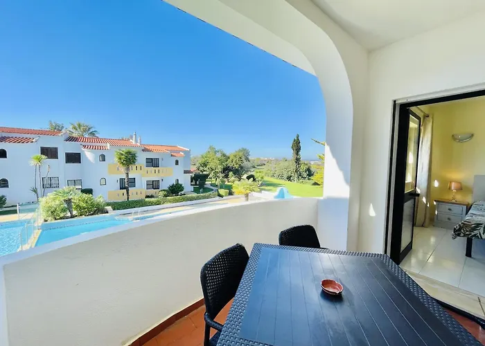 Lavanda - 2 Bedrooms - 3 Level Pool - Garden - 1km *