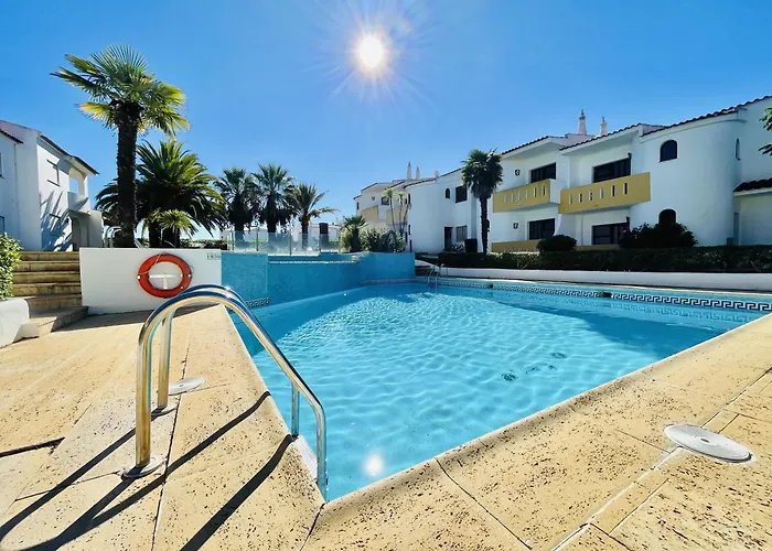 Lavanda - 2 Bedrooms - 3 Level Pool - Garden - 1km Estômbar
