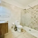 Lavanda - 2 Bedrooms - 3 Level Pool - Garden - 1km Apartment *
