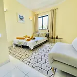 Lavanda - 2 Bedrooms - 3 Level Pool - Garden - 1km * Estômbar
