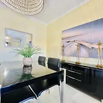 Lavanda - 2 Bedrooms - 3 Level Pool - Garden - 1km Apartment