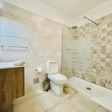 Lavanda - 2 Bedrooms - 3 Level Pool - Garden - 1km Apartment *