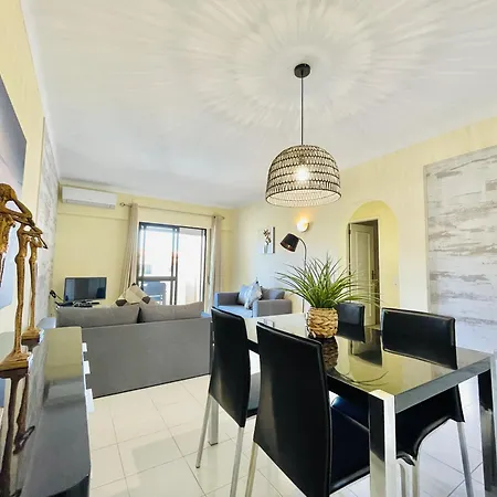 Apartment Lavanda - 2 Bedrooms - 3 Level Pool - Garden - 1km *