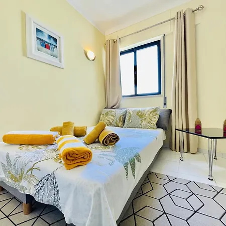 Lavanda - 2 Bedrooms - 3 Level Pool - Garden - 1km Apartment