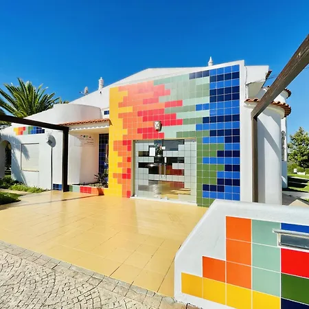 Apartment Lavanda - 2 Bedrooms - 3 Level Pool - Garden - 1km *