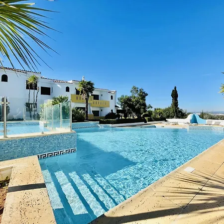 Apartment Lavanda - 2 Bedrooms - 3 Level Pool - Garden - 1km Estombar