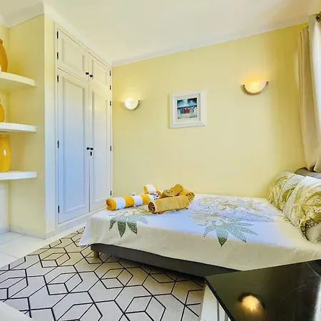 Lavanda - 2 Bedrooms - 3 Level Pool - Garden - 1km Apartment