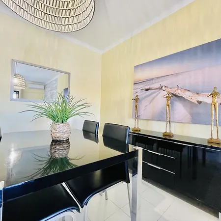 Lavanda - 2 Bedrooms - 3 Level Pool - Garden - 1km Apartment
