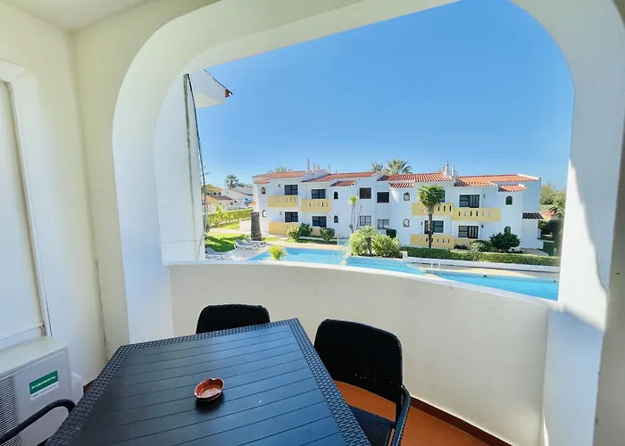 Lavanda - 2 Bedrooms - 3 Level Pool - Garden - 1km Apartment
